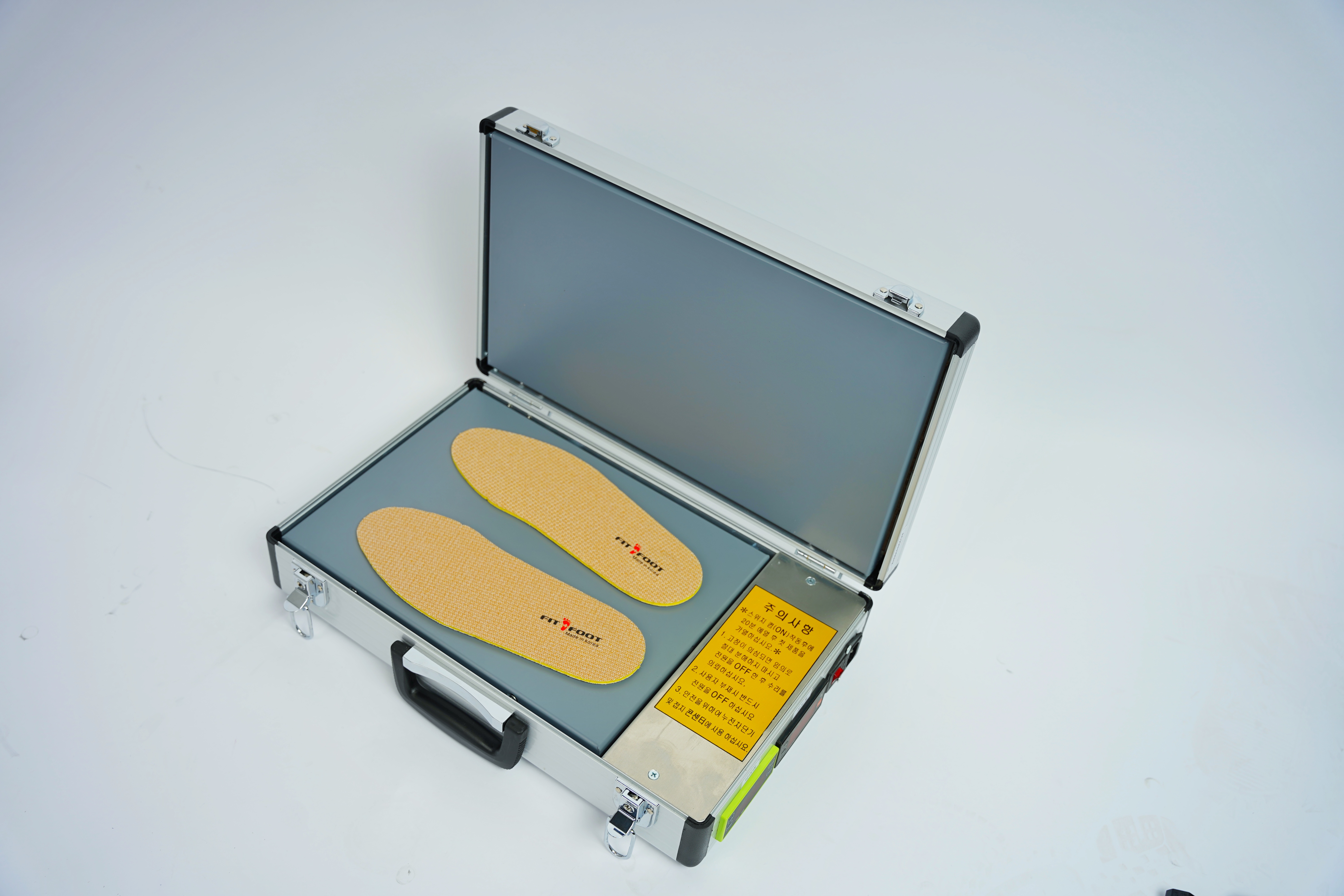 첨단 제작 기술